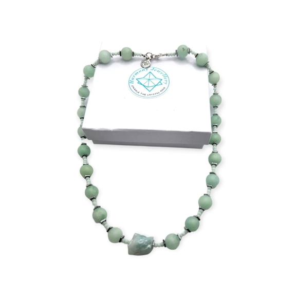 Raw and Beaded Amazonite charm necklace - Picture 4 of 5